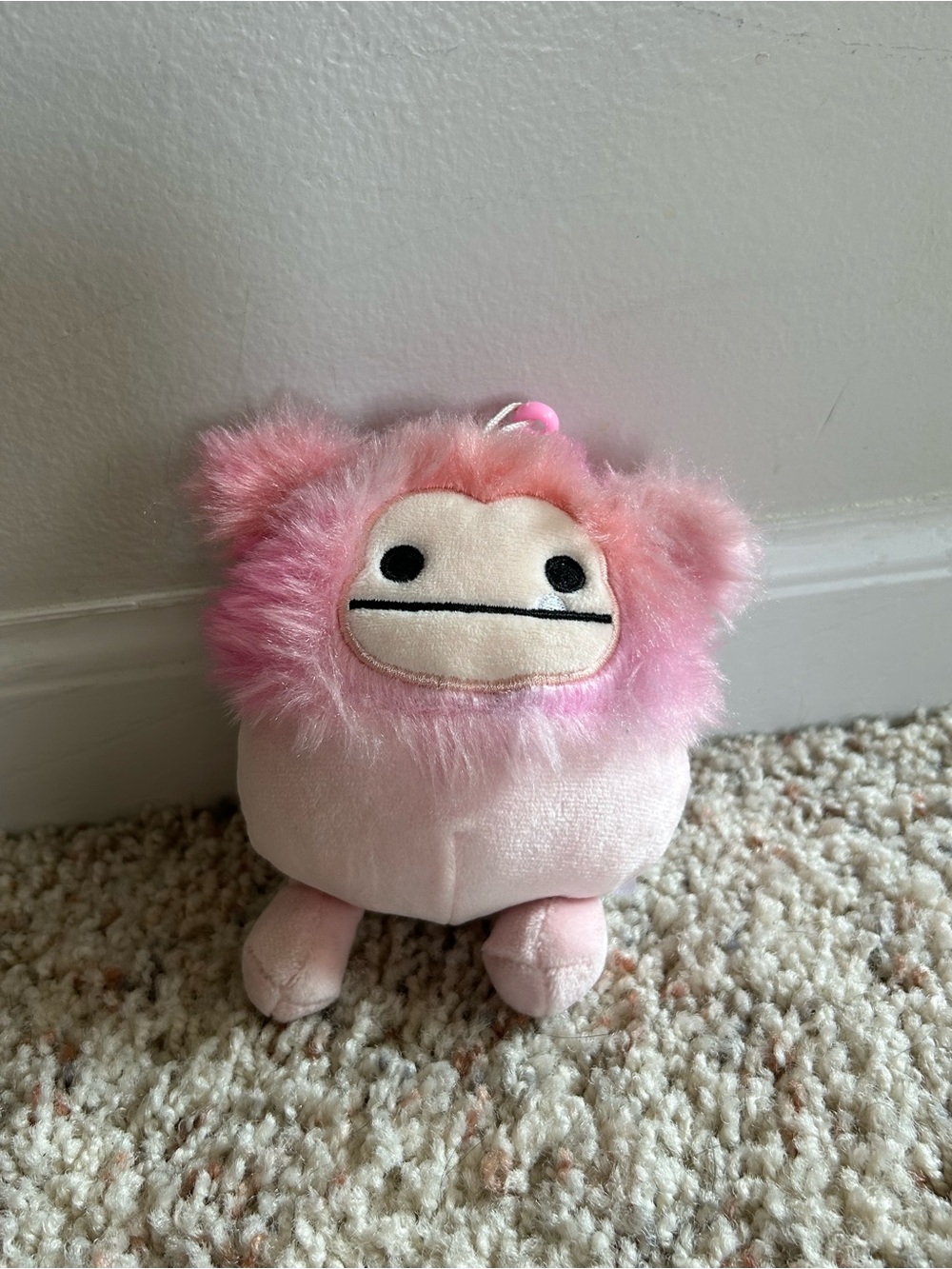 Caparinne Pink Bigfoot 3.5-inch Plush Backpack Clip squishmellow